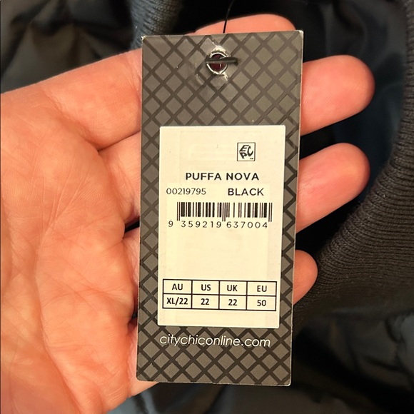 XL City Chic Black Puffer Jacket - Picture 12 of 12